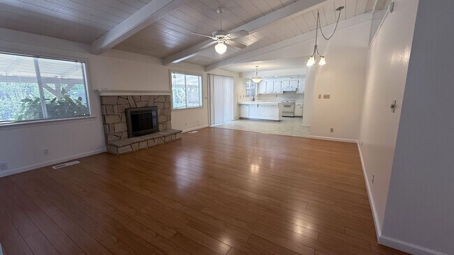 3 Bed/ 2.5 bath Single Story photo 5