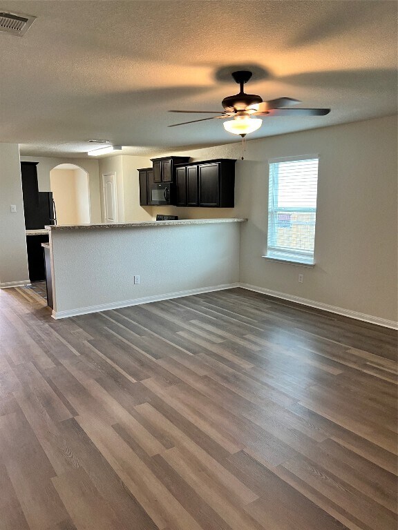 221 Koontz Lp Jarrell, TX 76537 photo 3