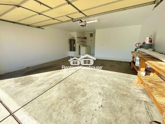 16712 N 160th Ave Surprise, AZ 85374 photo 3