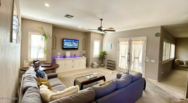 3125 E Scorpio Pl Chandler, AZ 85249 photo 3