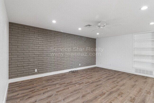 4724 E Hubbell St Phoenix, AZ 85008 photo 5