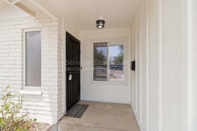 4724 E Hubbell St Phoenix, AZ 85008 photo 4