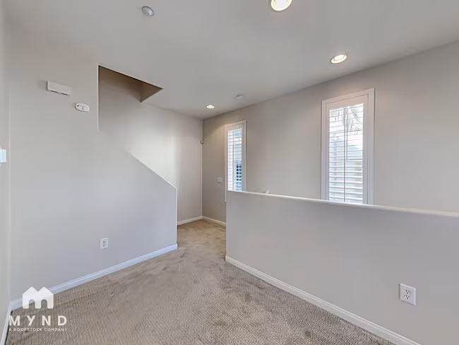 815 Harbor Cliff Way Oceanside, CA 92054 photo 3