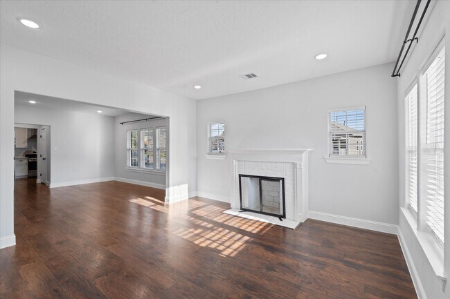 2 Jenkins Street, Houston, TX 77003 photo 2