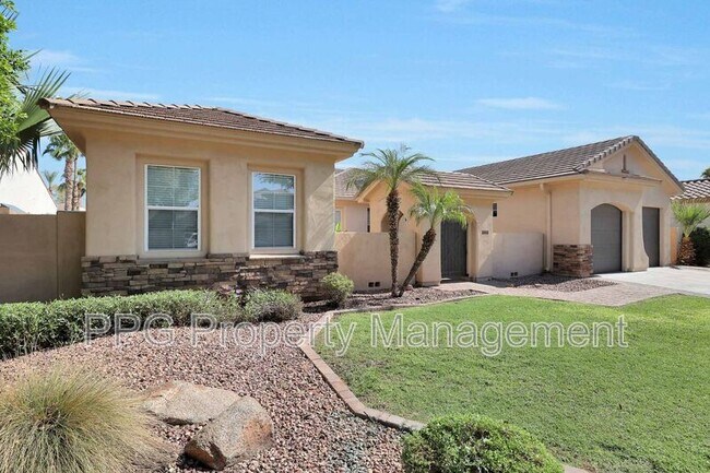 754 W Juniper Ln photo 2