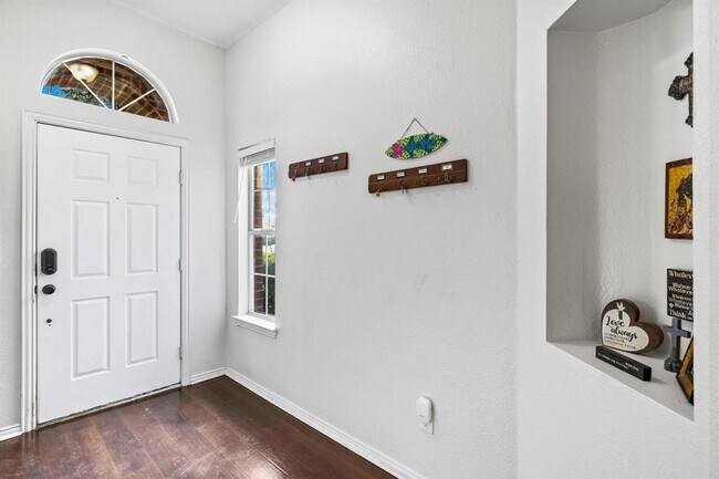 1055 Port Sullivan Drive, Little Elm, TX 75068 photo 5