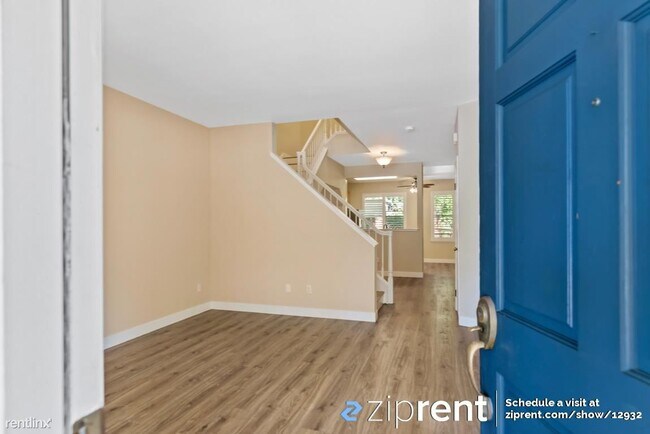 139 Concord Circle, Mountain View, CA 94040 photo 3