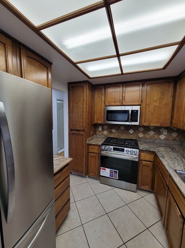 2501 Brazil Dr Antioch, CA 94509 photo 5