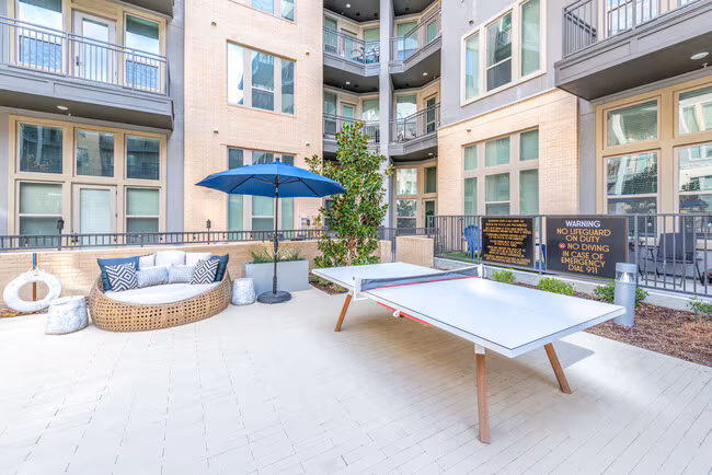 Burnett Lofts photo 4