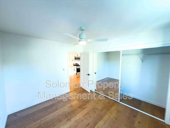 3302 Avenida De Loyola Oceanside, CA 92056 photo 5