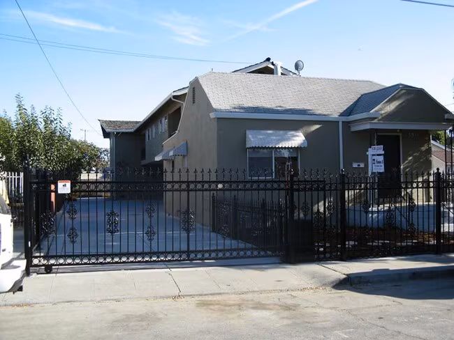 551 Dean Street, Hayward, CA 94541 photo 2