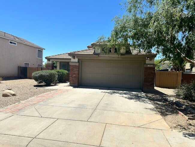 7063 W Palmaire Ave Glendale, AZ 85303 photo 2