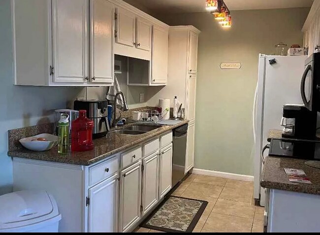 2334 Hosp Way Carlsbad, CA 92008 photo 3