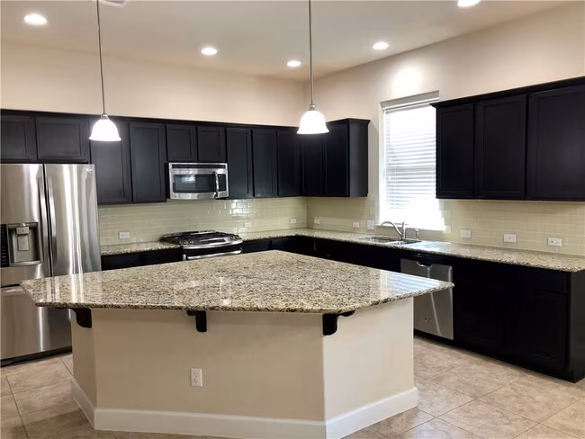 629 Loma Cedro Bend Leander, TX 78641 photo 2