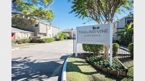 Trailing Vine Apartments photo 2