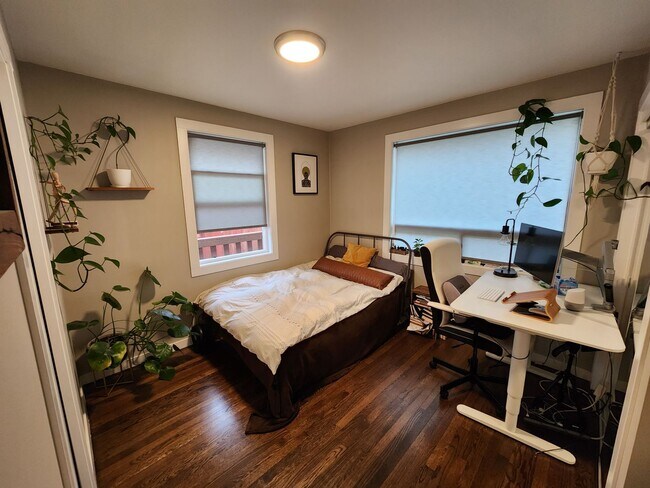 3400 20th Ave S Seattle, WA 98144 photo 5