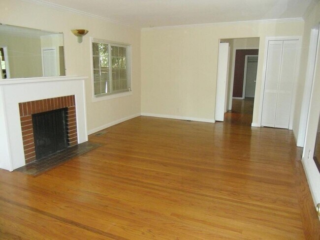 20900 Birch St Hayward, CA 94541 photo 3