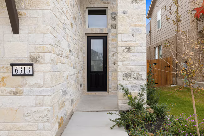 6313 Leftwich Cv Austin, TX 78738 photo 3