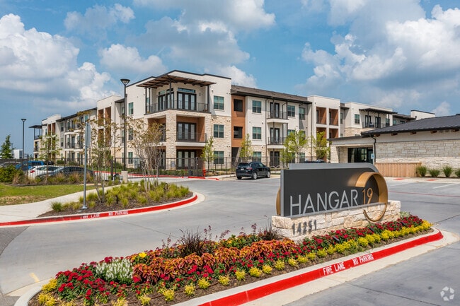 Hangar 19 photo 4