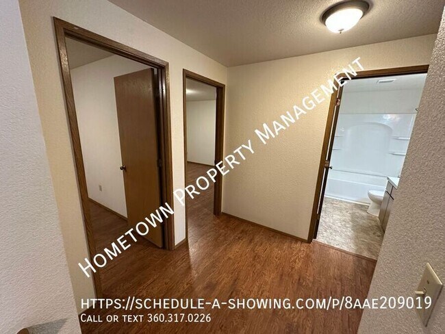 1606 Sulky Dr SE Lacey, WA 98503 photo 2