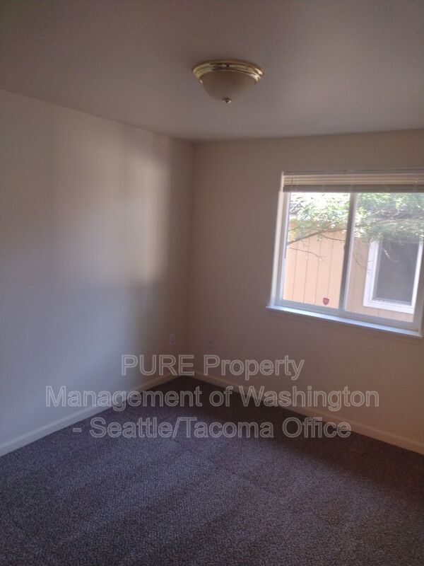 4045 S Warner St Tacoma, WA 98409 photo 4