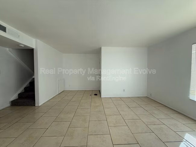 3840 N 43rd Ave Phoenix, AZ 85031 photo 4