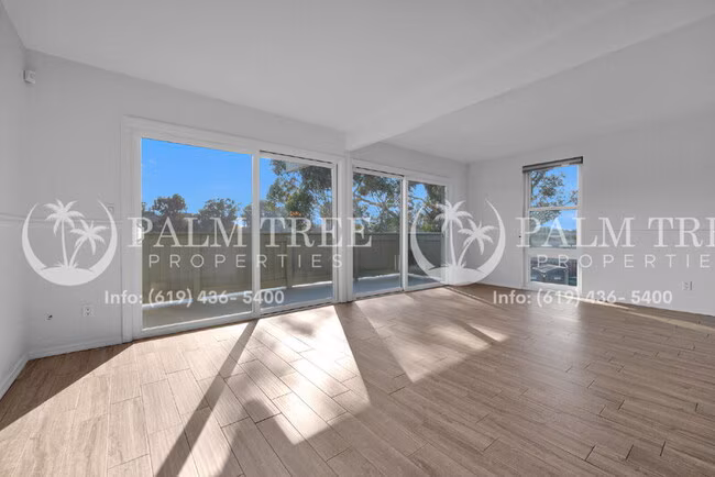 4065 Harrison St Carlsbad, CA 92008 photo 4