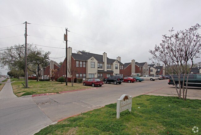 Williams Bend Townhomes photo 4