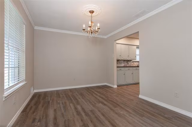 9922 Fieldcrest Dr Dallas, TX 75238 photo 5