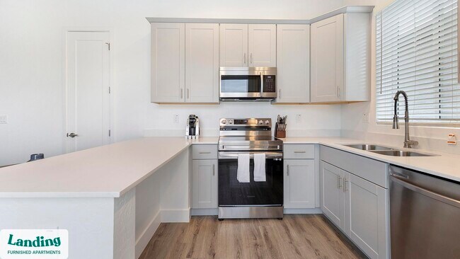 8200 W Encanto Blvd Phoenix, AZ 85035 photo 4