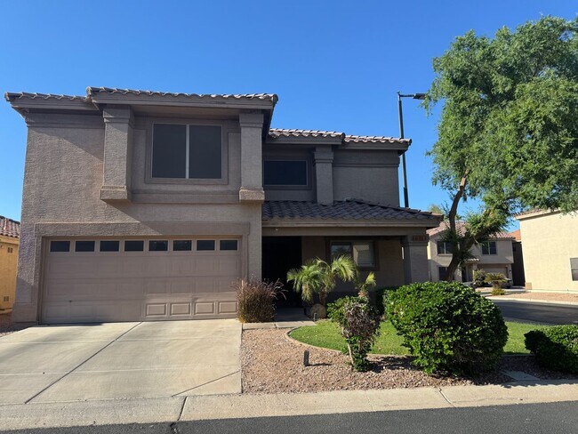 3 BEDROOM HOME IN S CHANDLER photo 2