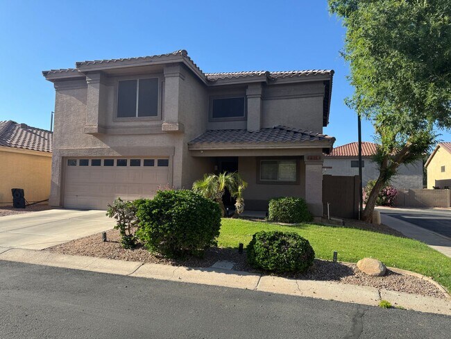 3 BEDROOM HOME IN S CHANDLER photo 3