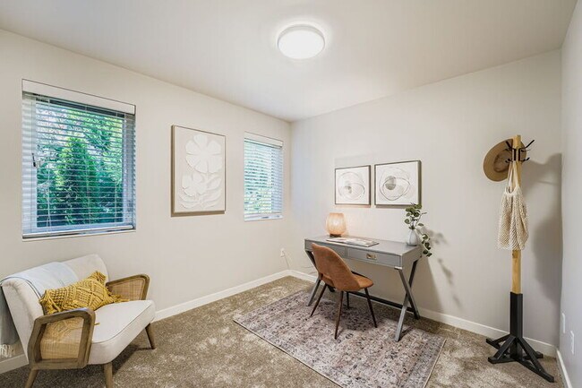 1807 SW 96th Ln Seattle, WA 98106 photo 3