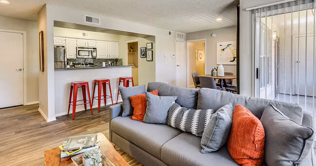 Madera Point Apartments photo 4