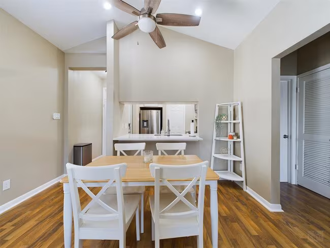 711 W 21st St Austin, TX 78705 photo 3
