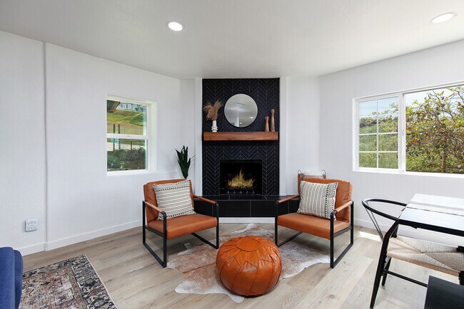 5609 Cervantes Ave San Diego, CA 92114 photo 4