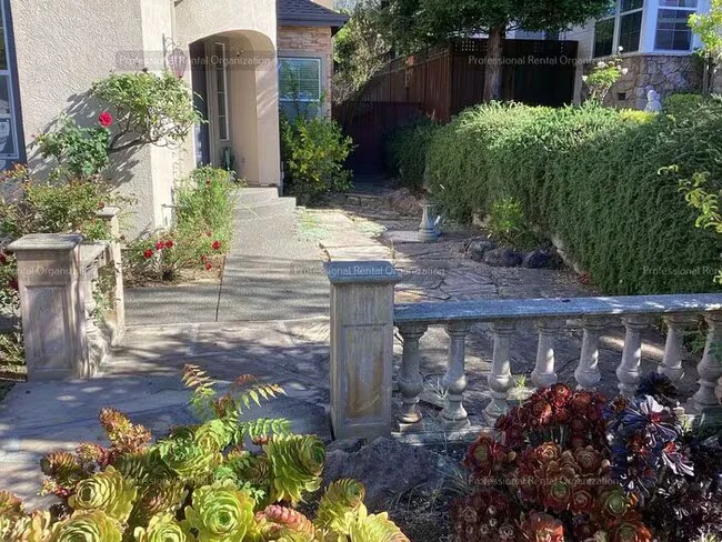 5881 Sailing Hawk Ave Santa Rosa, CA 95409 photo 2