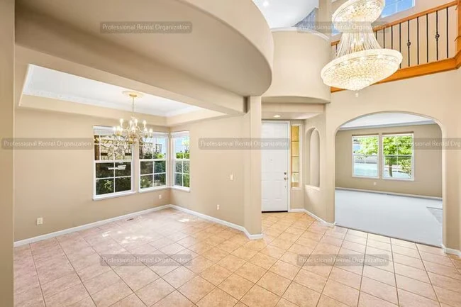 5881 Sailing Hawk Ave Santa Rosa, CA 95409 photo 4
