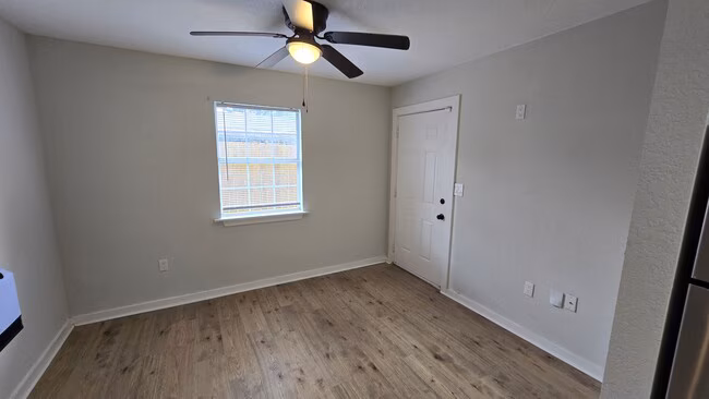 212 Placid Dr San Antonio, TX 78228 photo 4