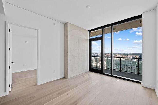 The Modern Austin Residences photo 5