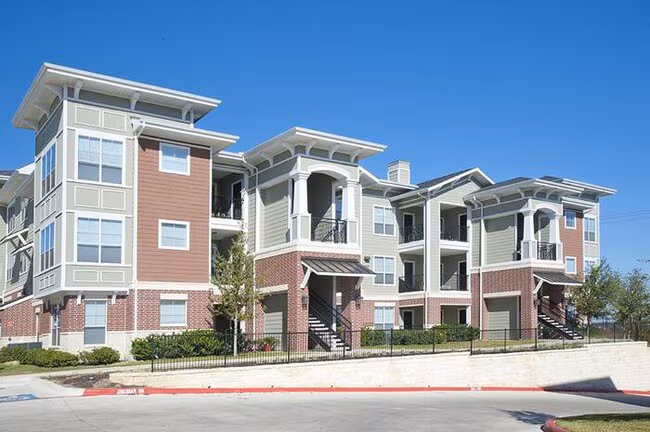 3010 W Loop 1604 N San Antonio, TX 78251 photo 3