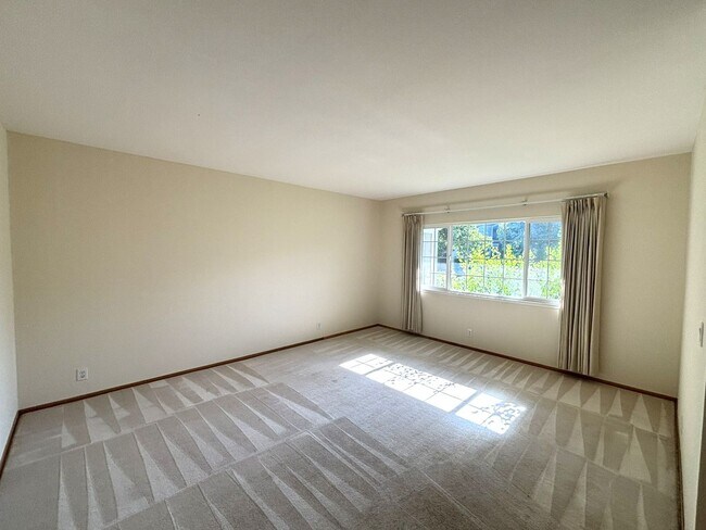 1729 Valdez Way, Fremont, CA 94539 photo 4