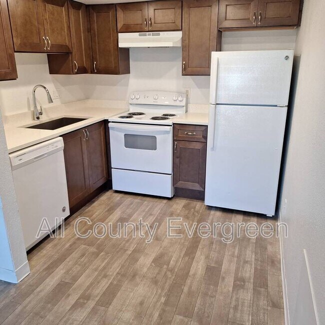 420 23rd St SE Auburn, WA 98002 photo 2