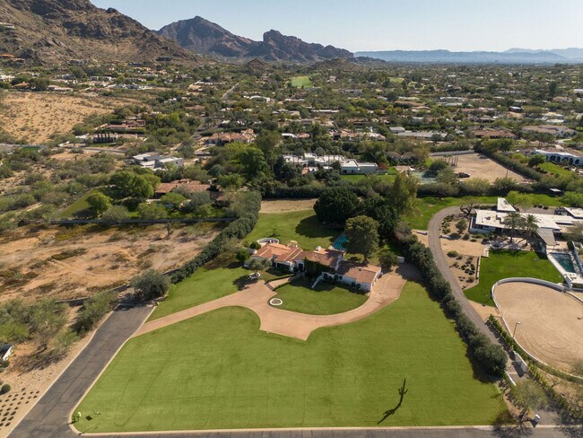 5057 E Sky Desert Ln Paradise Valley, AZ 85253 photo 2
