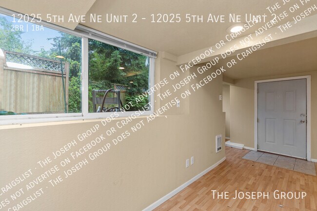 12025 5th Ave NE Seattle, WA 98125 photo 4