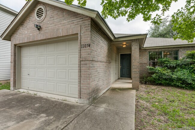 11054 Stagwood Pass San Antonio, TX 78254 photo 2