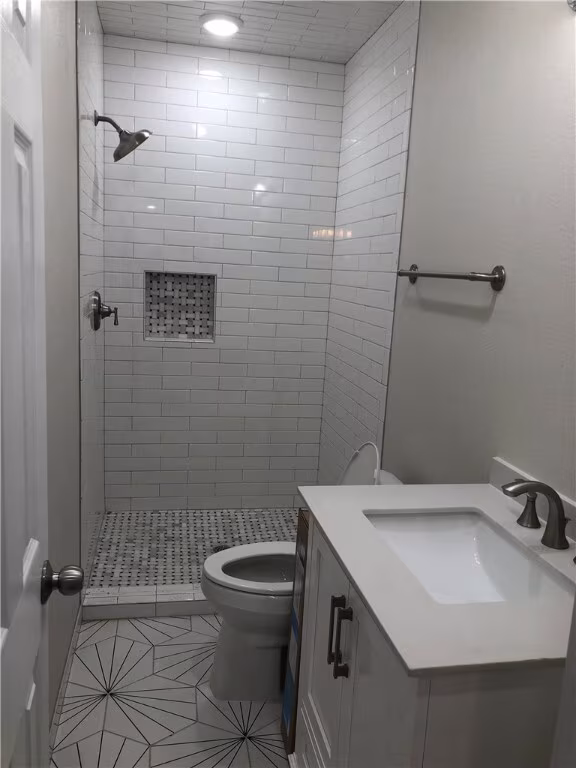 3213 Hampton Rd Austin, TX 78705 photo 4