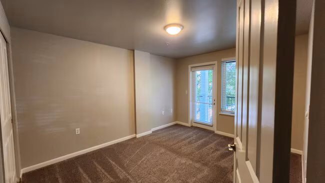 95 Burnett photo 5