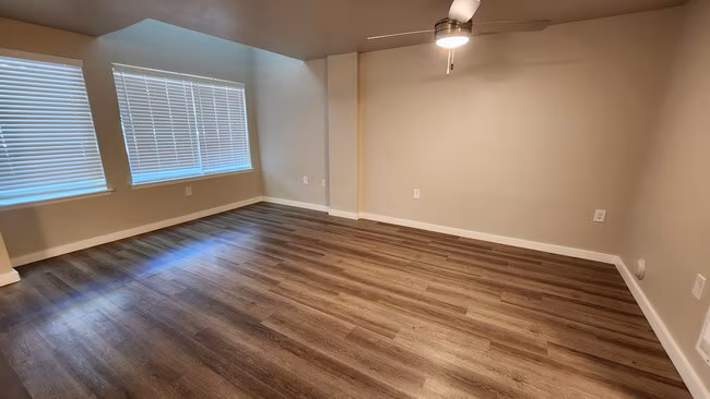 95 Burnett photo 4