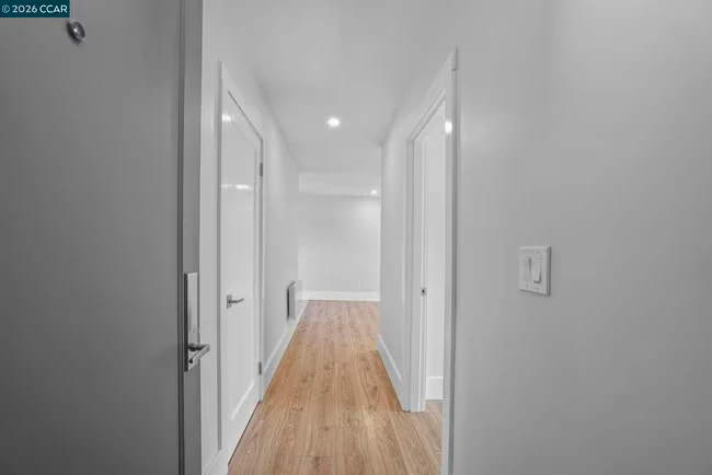 1325 Hopkins St Berkeley, CA 94702 photo 5